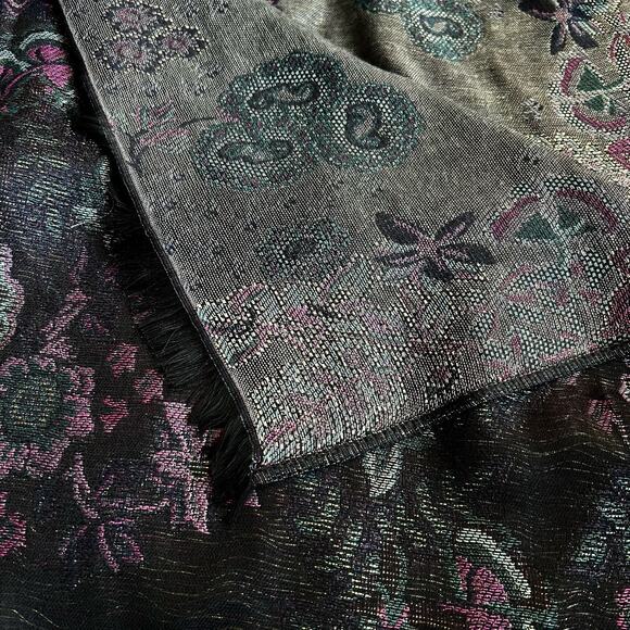 Vince Camuto Scarf Wrap Bright Black Floral Dark Gray Pink Blue NWT - Picture 8 of 9